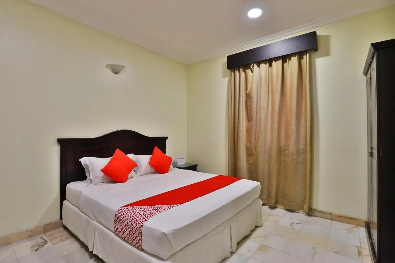 ג'דה Oyo 317 Dheyouf Al Wattan For Furnished Suites 4*,